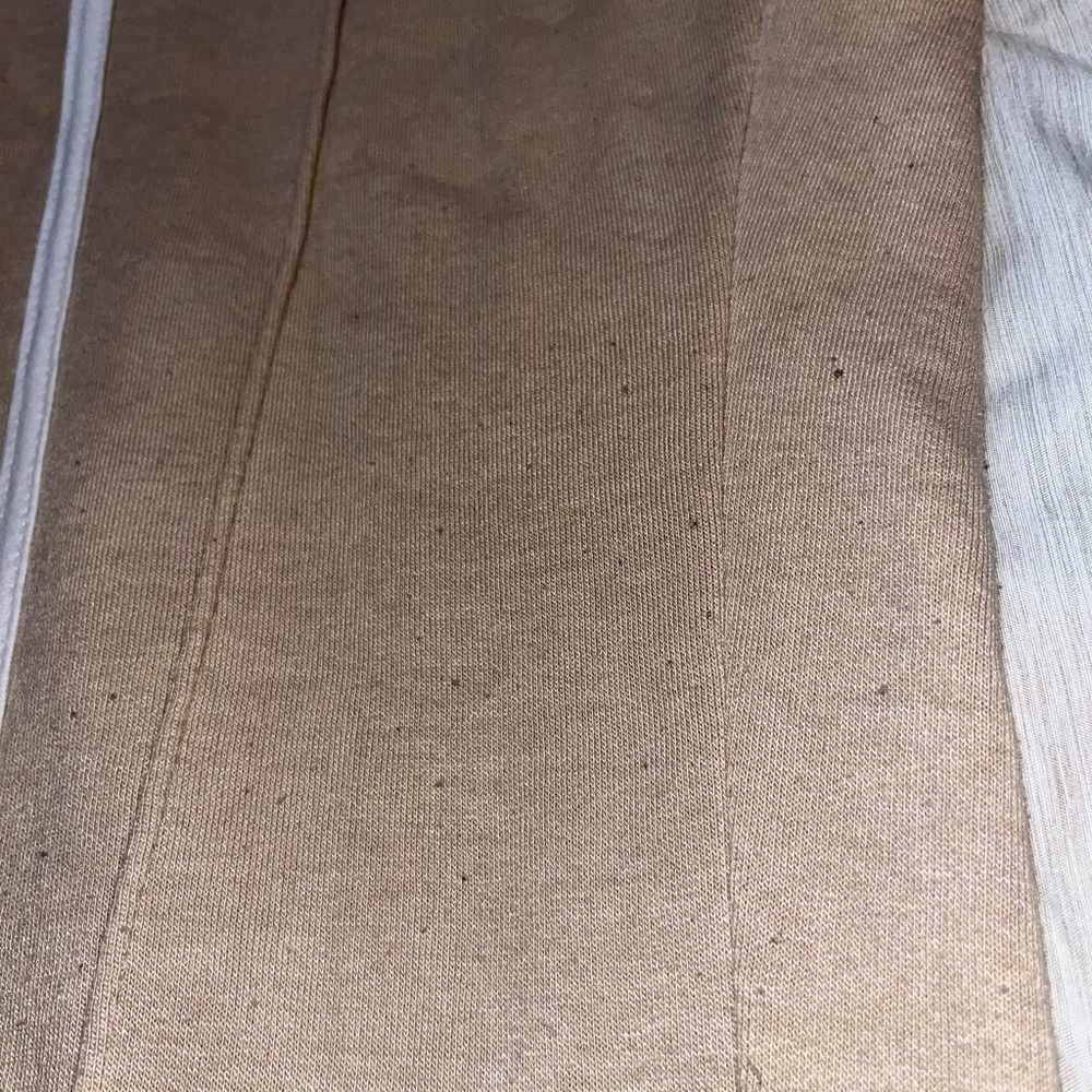 Pretty Little Thing Tan Sweatpants - Picture 3 of 4